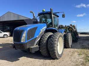 New Hoand 4WD Tracteur à roues d'occasion assez utilisé pour la construction/New Holland 70HP 75HP 80HP Tracteur agricole d'occasion - Product Image 3