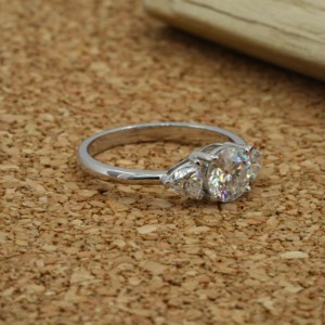 Brillante elegante anillo de diamante cultivado en laboratorio 10K oro corte redondo 1 quilate VVS2 IGI certificado joyería Premium regalo de compromiso mujeres - Product Image 3