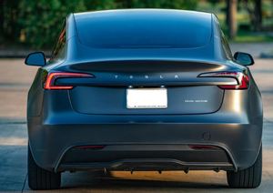 2024เทสลารุ่น3ระยะไกล AWD - Product Image 3