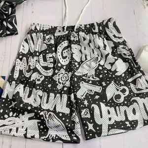 Pantalones cortos de malla en blanco de colores altos personalizados Pantalones cortos de baloncesto de malla de poliéster Pantalones cortos de malla personalizados de doble capa y servicio ODM/OEM - Product Image 3