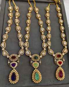 Ensemble collier et boucles d'oreilles élégants de style Kundan pour fiançailles et mariage, charme nuptial, moissanite, aspect or classique, pour femmes - Product Image 2