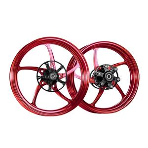 Jante en alliage d'aluminium forgé MOS RF05R pour Kawasaki Ninja 400 / Z400 2018-2025 et Ninja 500 / Z500 2024-2025 - Product Image 2