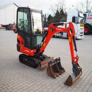 Mini-excavatrice Kubota KX016-4 d'occasion et neuve, 1,6 tonne, avec 3 godets, cabine compacte hydraulique fermée, climatisation, à vendre - Product Image 6