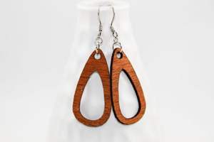 Pendientes de estilo Ángel hechos a mano hechos de mango Acacia y madera de pino con remolinos de resina y diseño cortado con láser perfecto - Product Image 5