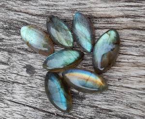 หินลาบราดอไรต์ธรรมชาติ AAA + รูปทรงมาคีชอนหลังแบนปรับเทียบอัญมณีหลวมขายส่งได้รับการรับรองจากบุคคลที่สาม - Product Image 2