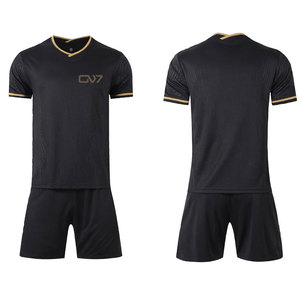 Nouveau design Logo personnalisé uniforme de football 2025 sur mesure meilleure vente uniforme de football du Pakistan - Product Image 3