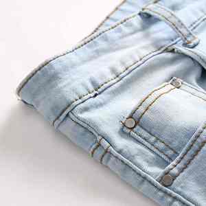 สัมผัสงานฝีมือคุณภาพสูงด้วยลวดลายดั้งเดิมที่ประณีตบนกางเกงยีนส์ปักลายใหม่สุดทันสมัย - Product Image 4