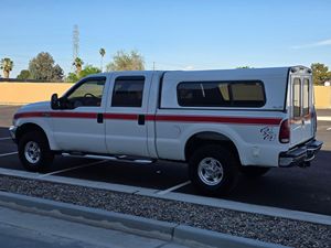 F250 SuperDuty XL.T CrewCab d'occasion en parfait état, modèle 2001 - Product Image 2