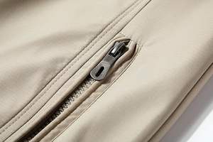 Veste coupe-vent légère unisexe à capuche avec motif uni pour les activités de plein air - Product Image 5