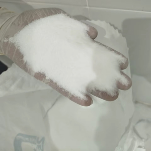 Poudre de sel de nitrite raffiné de qualité alimentaire de qualité supérieure durcissant le sel de mer pour l'emballage de sac en vrac de traitement de la viande - Product Image 1