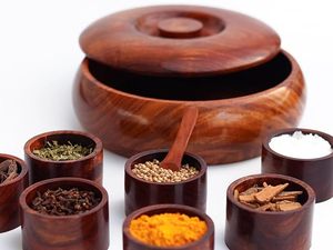 Boîte à épices en bois naturel avec compartiments pour une utilisation quotidienne facile, aspect haut de gamme, boîte organisatrice à épices en bois - Product Image 2