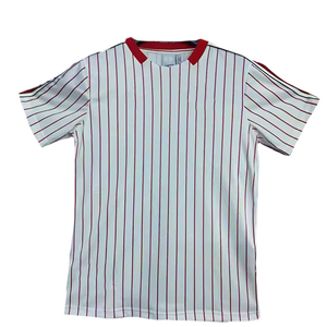 Tenues de football unisexes de haute qualité, fabrication OEM, vente en gros directe d'usine, nouveaux ensembles de maillots de football pour adultes et enfants, haut en mesh, sublimation - Product Image 1