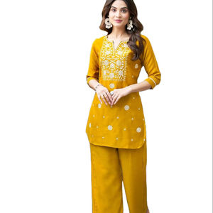 Última colección de conjunto de bordado de seda con viscos pesados para moda india y pakistaní - Product Image 1