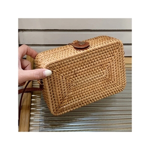 Bolsa de Ratán de Calidad Confiable, Ideal para Transportar Herramientas de Jardinería y Plantas Pequeñas, Base Resistente para Carga - Product Image 6