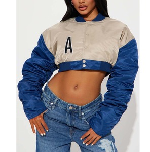 OEM personalizado Chenille bordado invierno grueso de las mujeres de béisbol Varsity Bomber chaqueta de satén 2025 dos tonos Crop Satin Varsity chaqueta - Product Image 5