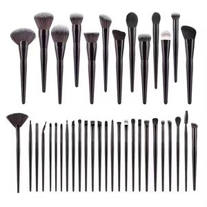 Biểu Tượng Tùy Chỉnh Nhựa Xử Lý 39 <span class=keywords><strong>Pcs</strong></span> Lớn Công Cụ Làm Đẹp Mỹ Phẩm Trang Điểm Bàn Chải Thiết Lập Bàn Chải Thiết Lập Cho Người Mới Bắt Đầu - Product Image 2