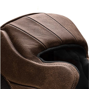 Casque de protection de boxe thaïlandaise multicolore avec logo personnalisé, nouveau matériau authentique en cuir, équipement d'entraînement de kickboxing confortable et de haute qualité - Product Image 3