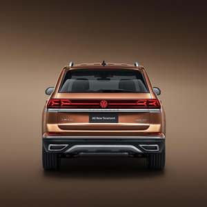 Sedán 2025 con Motor Turbo de Gasolina 1.5T / 2.0T, Caja de Cambios Manual, Opción AWD, Interior de Cuero, Vehículo Familiar Nuevo - Product Image 6