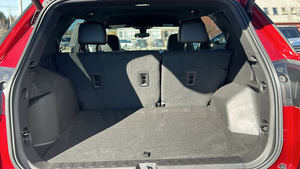 Rouge radiant 2023 Chevrolet Equino_x RS avec 1RS AWD utilisé avec sièges chauffants Sièges en cuir Toit ouvrant Jantes en alliage Ensemble RS - Product Image 4