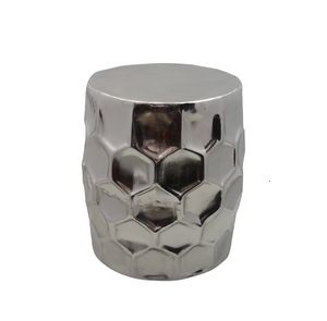 Table ronde en aluminium de décoration couleur nickel pour salon et bureau, fête et chambre à coucher, décoration faite à la main en vrac - Product Image 1