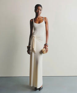 Robe de soirée pour femmes avec design de bretelles tissées Style classique Fabriqué au Vietnam Moderne Classique Élégant Robe pour femmes Fabriqué au Vietnam - Product Image 1