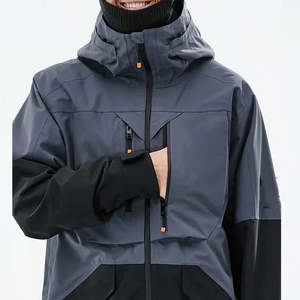 Chaqueta Cortavientos Impermeable con Capucha para Hombre, Cuello Alto de Doble Cara, Ajuste Holgado, Logotipo Frontal Personalizable, Servicio OEM - Product Image 5