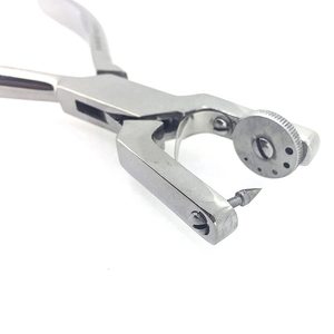 Pinzas Perforadoras de Goma Ainsworth, Instrumentos Ortopédicos Manuales, Pinzas Perforadoras de Bajo Precio al por Mayor, Narham Enterprises - Product Image 2