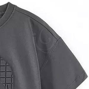 Camiseta en relieve personalizada para hombre con diseño de logotipo 3D y tela de algodón suave Camiseta en relieve elegante para hombre con textura única - Product Image 5