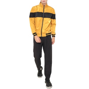 Vêtements personnalisés, ensemble de jogging avec veste et short, survêtement deux pièces à fermeture éclair, ensemble de survêtement coupe-vent en polyester, service 2026 - Product Image 1