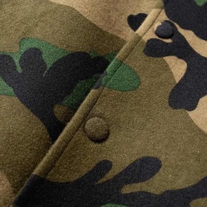 Hombres Varsity camuflaje escuela béisbol Letterman bombardero Chaqueta Hombre/OEM personalizado camuflaje Varsity chaqueta fútbol y béisbol - Product Image 5
