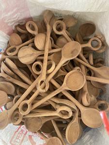 Mejor Precio al por Mayor - Cuchara de Madera Hecha a Mano con Cuidado para Cocinar, Remover, Servir y Compradores al por Mayor - Product Image 3