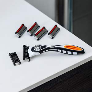 Afeitadora Rotativa Recargable para Hombre con 1 Mango y 10 Cuchillas, Incluidas 5 Cuchillas de Precisión, Resistente al Agua IPX7, Color Negro - Paquete de 1+10 Unidades - Product Image 1