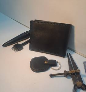 Portefeuille en cuir de vache véritable vintage fait à la main, à deux volets, pour homme, fermeture ouverte courte, élégant, avec fonction RFID, cadeau - Product Image 1