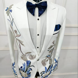 Costume de marié homme blanc avec broderie bleue Costume de marié 2 pièces personnalisé pour fête de mariage - Product Image 1