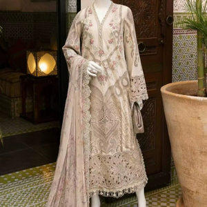Robe formelle pakistanaise brodée, tenue de soirée élégante, cadeau de luxe pour elle, tenue de mariage, tenue de l'Aïd - Product Image 1