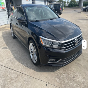 Volkswagen Passat 2018 Usado, Limpio, con Volante a la Izquierda/Derecha - Product Image 3