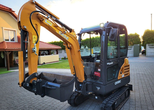 รถขุดขนาดเล็ก CASE CX19C 2 ตัน รถขุดตีนตะขาบขนาดกะทัดรัด ระบบไฮดรอลิก พร้อมห้องโดยสารแบบปิด สำหรับงานก่อสร้างและงานฟาร์ม - Product Image 2