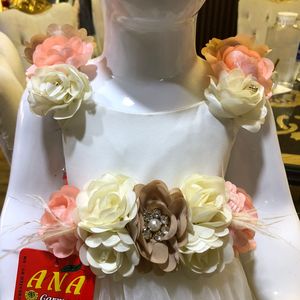 2023 robe à fleurs Kandi pour bébé filles nouvelle conception de vêtements de fête pour les mariages anniversaires groupe d'âge enfants vêtements boîte-cadeau contenu - Product Image 3