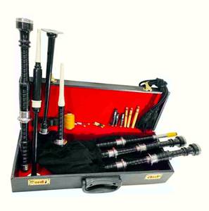 Gaitas Escocesas OBEXA MC-003993 con Monturas Completamente Plateadas, Estuche Rígido y Libro de Tutor |   Accesorios de Calidad Premium en Madera de Palisandro - Product Image 4