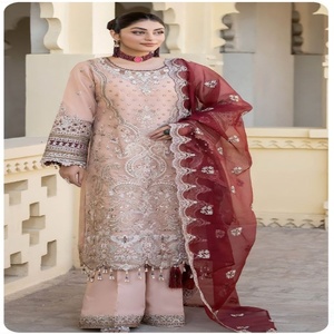 ชุดสلوارผ้าจอร์เจตต์ปักลายหนัก ขายดี ผู้ผลิตจากเมืองสุรัต ผู้ส่งออกแฟชั่นสตรี ช้อปปิ้งออนไลน์ - Product Image 1