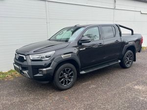 2020 para Toyota HiLux, asientos de cuero oscuro de doble cabina, dirección izquierda R16, tamaño de neumático, portaequipajes de aleación de aluminio, combustible diésel automático - Product Image 3