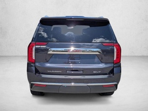 BEST-SELLER! Véhicule personnel SUV YukonSLT V-8 4.X.4 d'occasion 2022 - Product Image 5