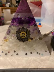 Nouvelle pyramide d'énergie Orgone Pierre de guérison naturelle Malachite Sélénite Protection Amulette Feng Pyramides Au meilleur prix - Product Image 3