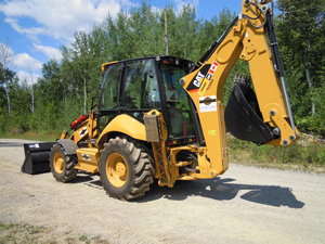 รถตักล้อยาง CAT 420F, 420E สำหรับงานเกษตรและงานก่อสร้าง - Product Image 4