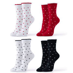 Chaussettes en coton tricoté respirantes pour femmes - Motif cœur rouge blanc noir Design à volants Chaussettes coréennes à usage quotidien - Product Image 1