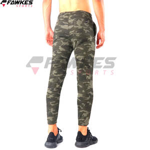 Ropa exterior personalizada Diseño profesional cómodo Venta caliente Transpirable Precio competitivo Hombres Jogger - Product Image 2