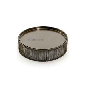 Plateau de service de nourriture de couleur noire de fer avec le plateau de service de forme ronde de la meilleure qualité pour l'usage à la maison de vaisselle - Product Image 2