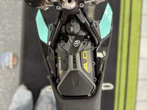 Nueva moto de cross eléctrica Sur-Rons Hyper Bee - Product Image 4