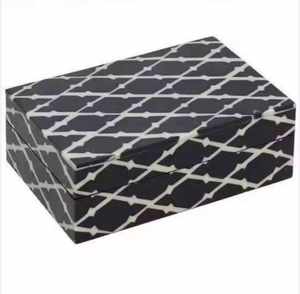 Boîte à bijoux carrée artisanale en bois avec incrustation d'os, polie, écologique, pour rangement de colliers de Noël, coffret cadeau décoratif moderne de luxe - Product Image 1