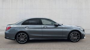 รถยนต์เมอร์เซเดส-เบนซ์ ซี คลาส C43 4Matic Edition Premium Plus ปี 2021 พวงมาลัยขวา 4 ประตู เกียร์ 9G-Tronic เครื่องยนต์ 3.0 ลิตร 32 วาล์ว GDI DOHC ทวินเทอร์โบ ขับเคลื่อนล้อหลัง ประหยัดน้ำมันบนทางหลวง 23 กม./น.ชม. - Product Image 5